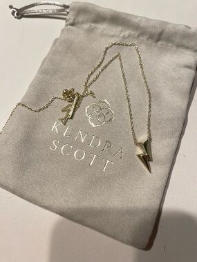 Kendra Scott Gold Lightning Bolt Necklace